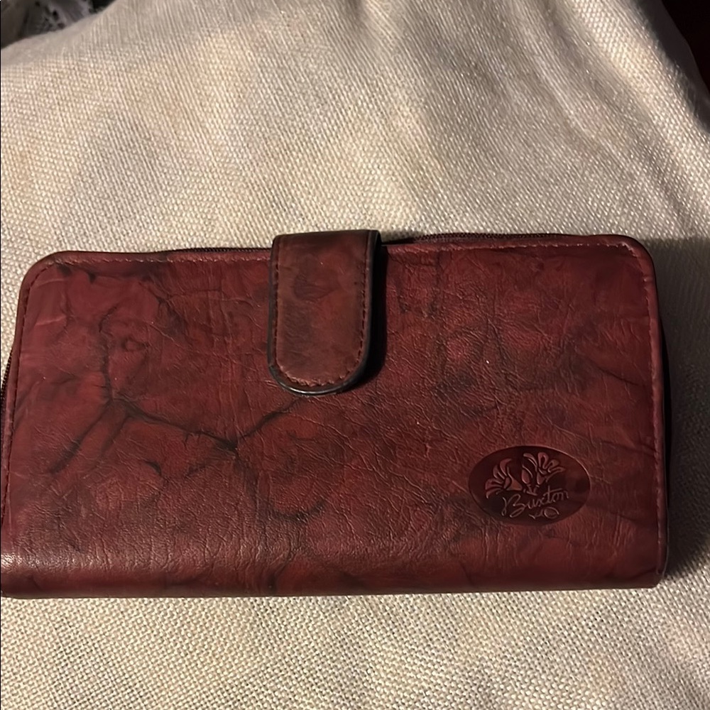 Buxton leather wallet